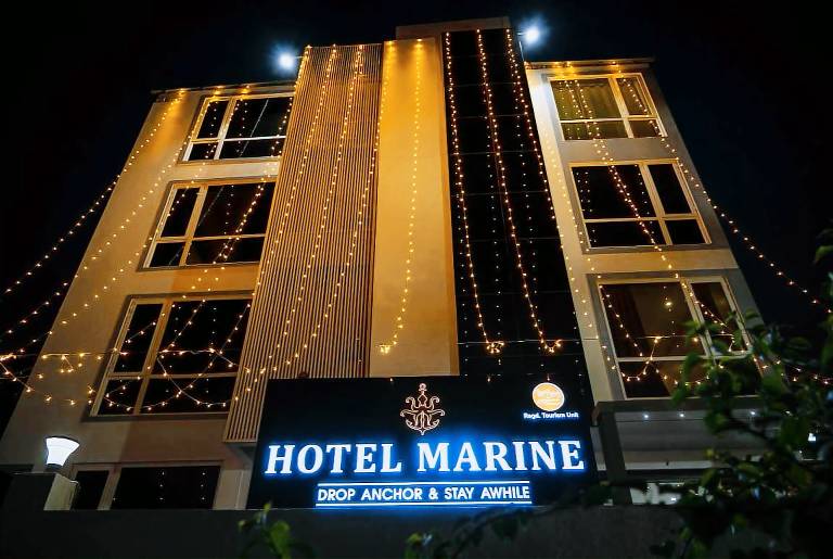 Hotel Marine