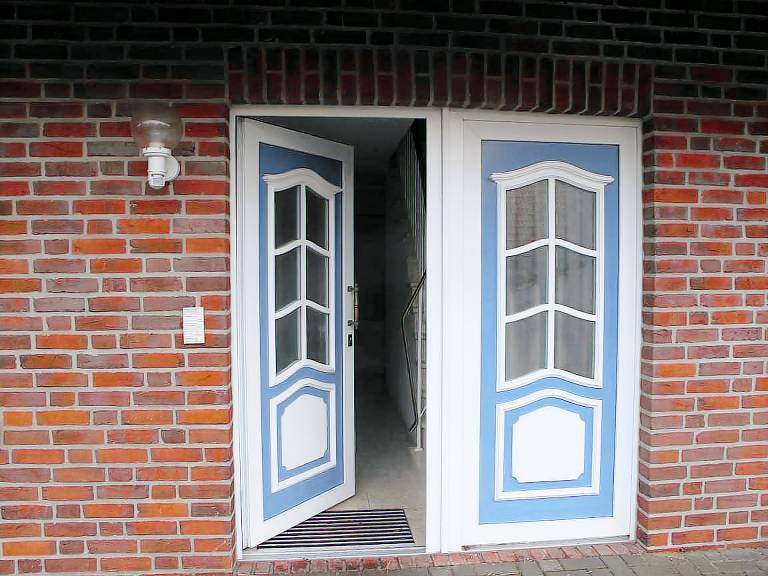 Children-friendly apartment with fast internet & yard | Garden view | Pet-friendly — photo 4
