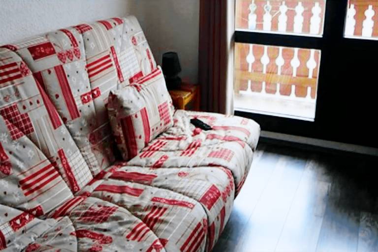 Pleasant holiday apartment | Next to the ski | Pets are welcome in Huez