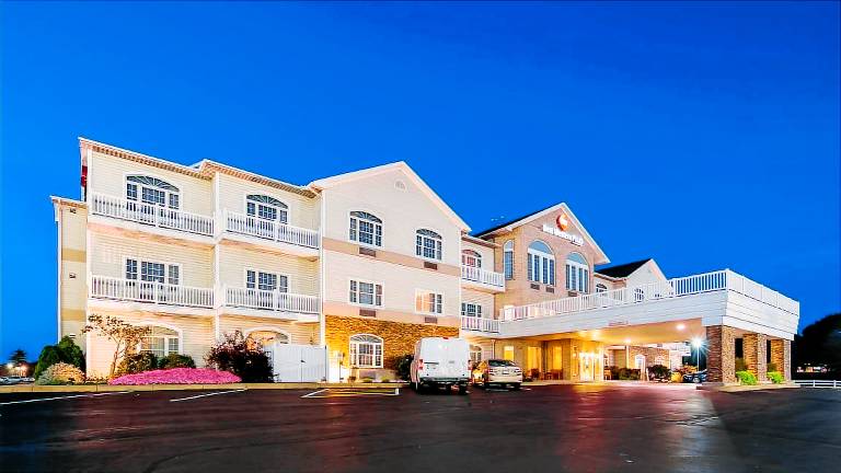 Best Western Plus Dutch Haus Inn and Suites
