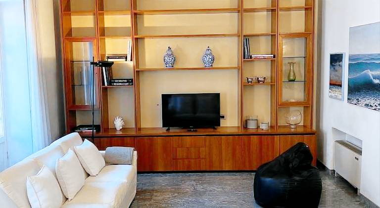 Rental apartment with 3 rooms for 5 persons in Sanremo