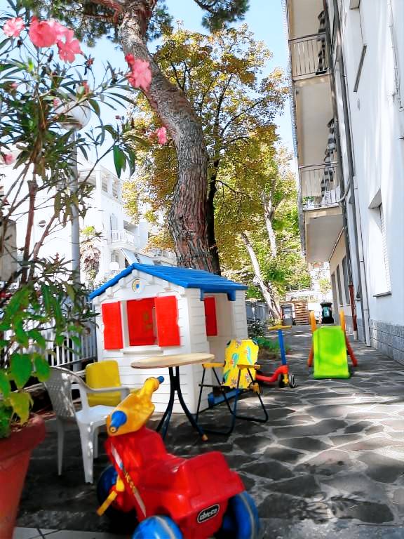 Child-friendly apartment with terrace & garden | City view | Pet-friendly — photo 3