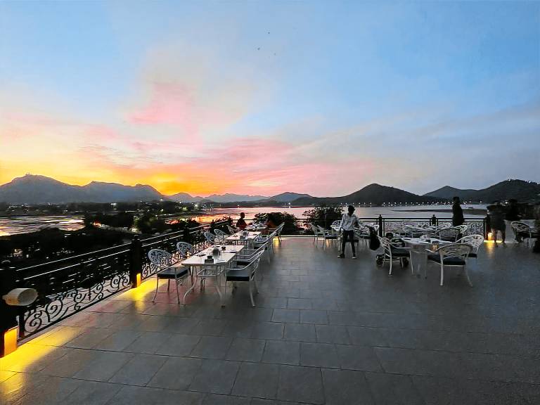 INDER PRAKASH LAKE FACING BOUTIQUE HOTEL — photo 3