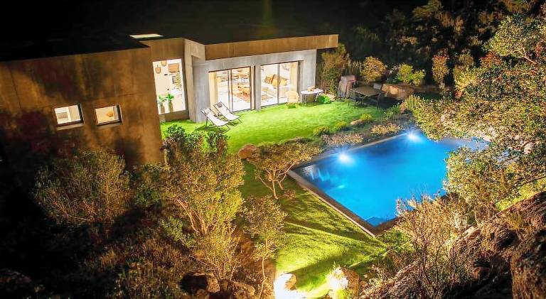 Child-friendly spacious villa with yard, pool & terrace | Dogs allowed — photo 4