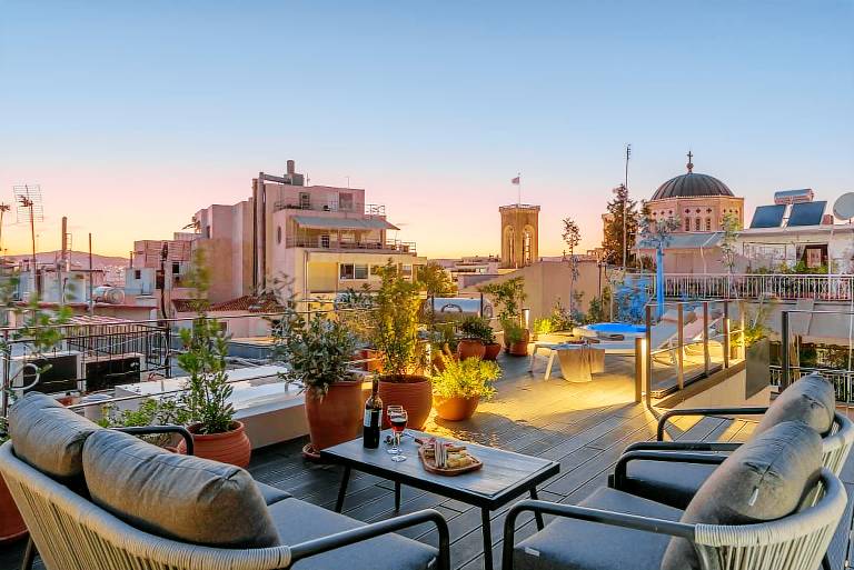 Rental apartment with patio | Near Acropolis of Athens | Pet-friendly — photo 2