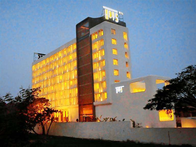Keys Select by Lemon Tree Hotels Kochi