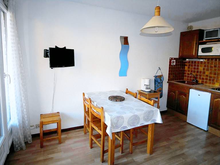 Studio with 1 room for 4 persons — photo 5