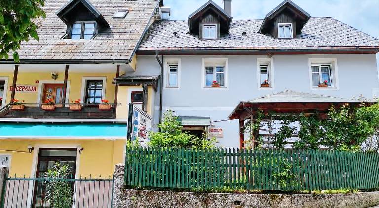 Apartma  Lepena