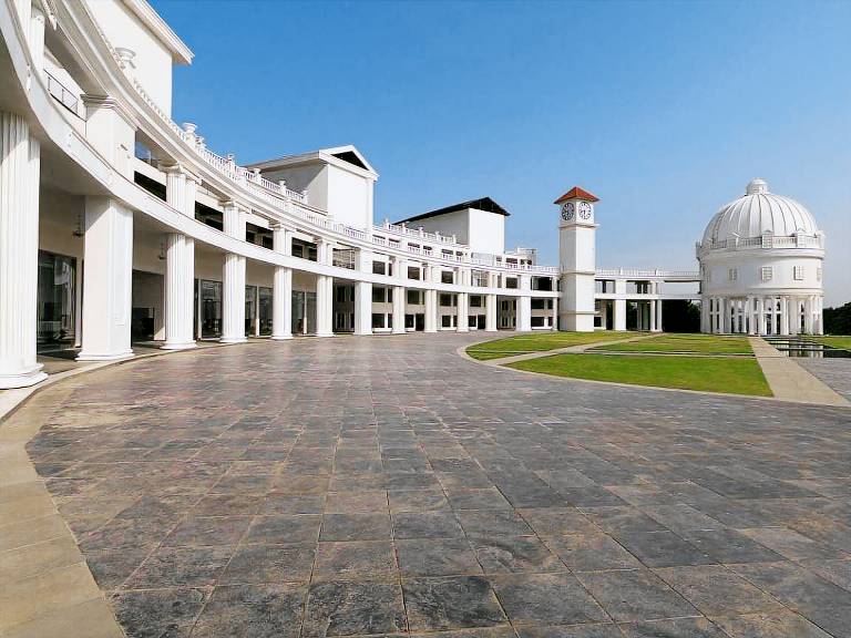 Amanora The Fern Pune Series by Marriott