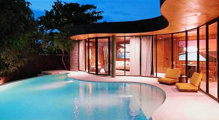 Ample villa with patio, garden & pool | Close to the beach | Suitable for remote work | Dogs allowed — photo 3
