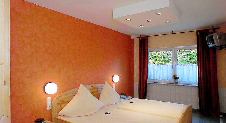Hotel Eifeltor — photo 2