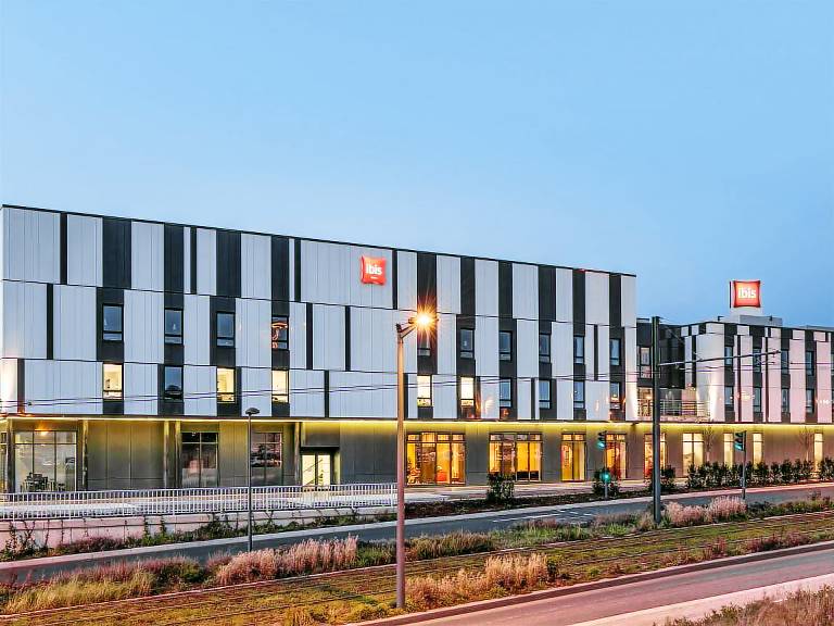 Ibis Paris Coeur d Orly Airport in Thiais