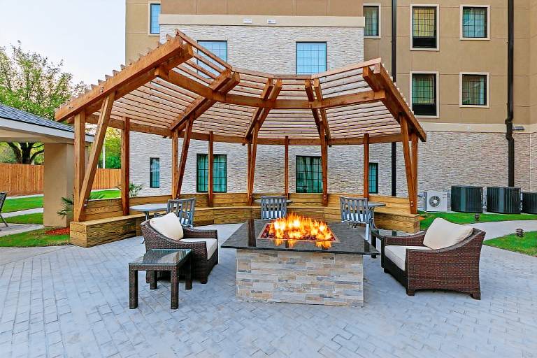 Staybridge Suites IAH Airport East By IHG — photo 3