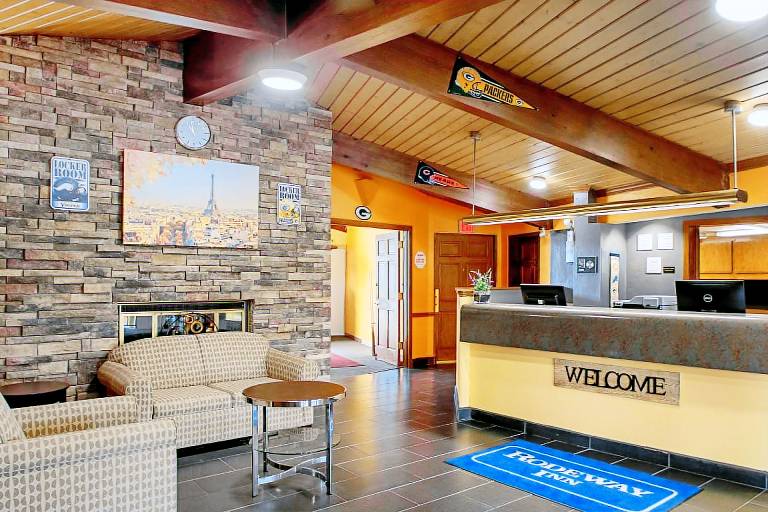 Travelodge by Wyndham Appleton — photo 4