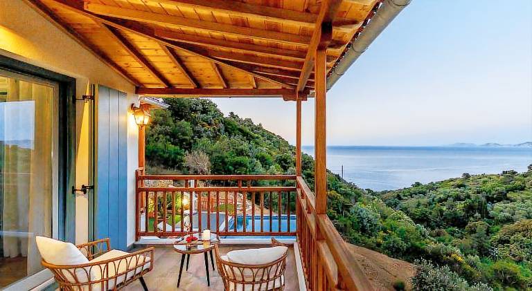 Fully equipped wonderful villa with patio, garden & private pool | Perfect for remote work | Pet-friendly — photo 2