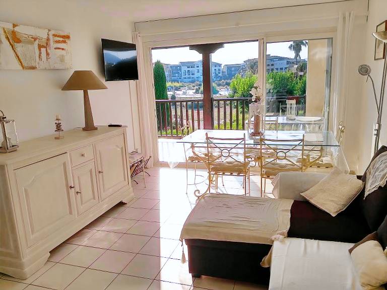 Gite with pool, patio & barbeque in Cogolin