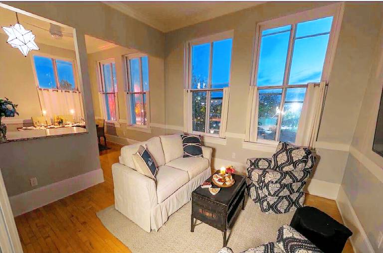 Condo Newport