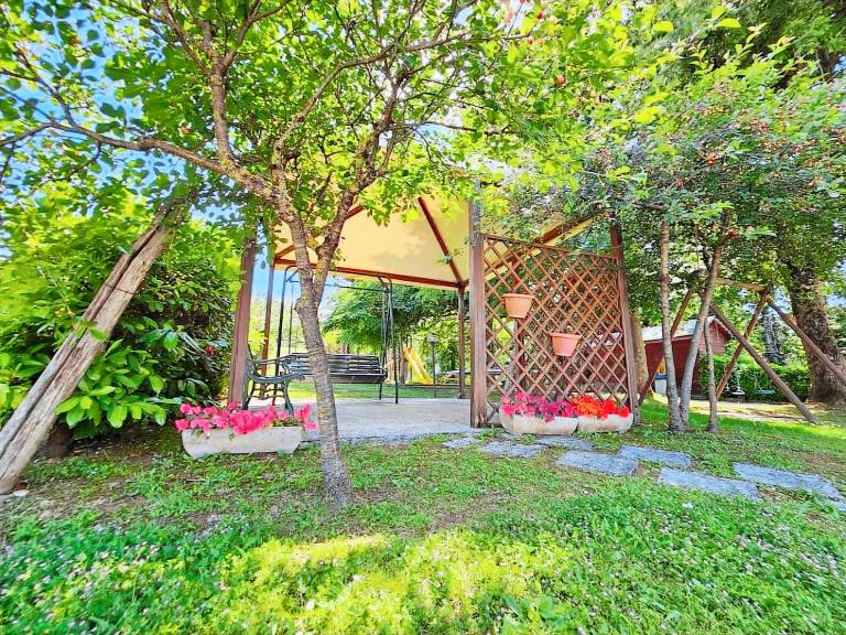 House with pool, barbecue & jacuzzi | Good for workation — photo 4