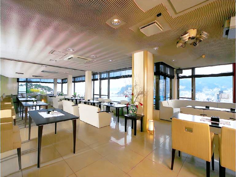 Tsukino Sumika Atami Juraku Hotel — photo 3