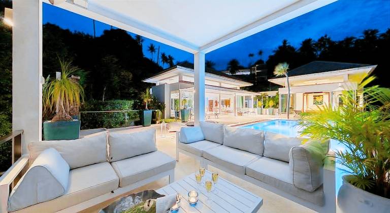 Villa with pool | Next to the beach | Pets are welcome — photo 4