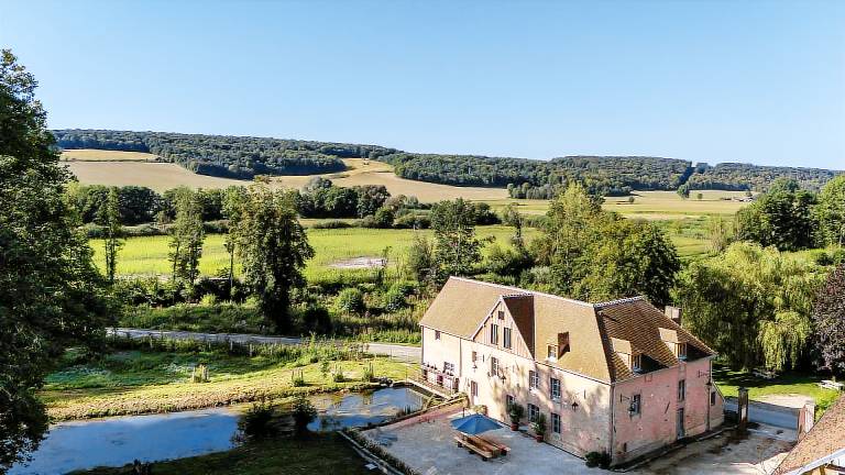 Gite with garden, barbecue & patio — photo 2
