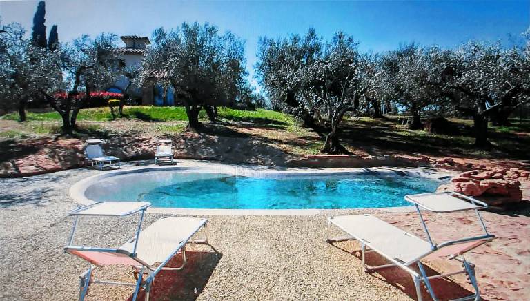 Villa Montescudaio