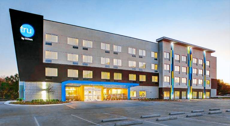 Tru by Hilton Northlake Fort Worth in Roanoke, TX