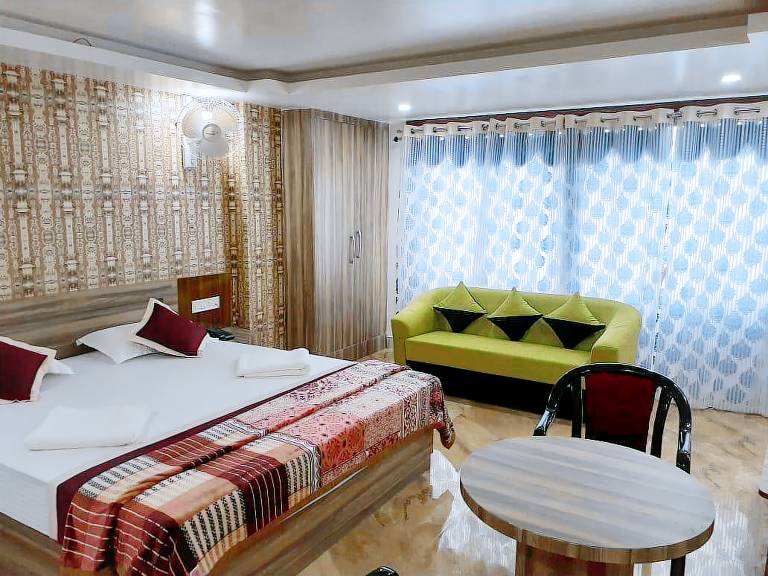 G K M GRAND HOTEL — photo 2