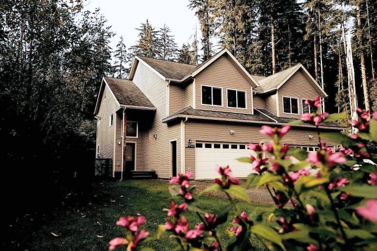 House  Auke Bay