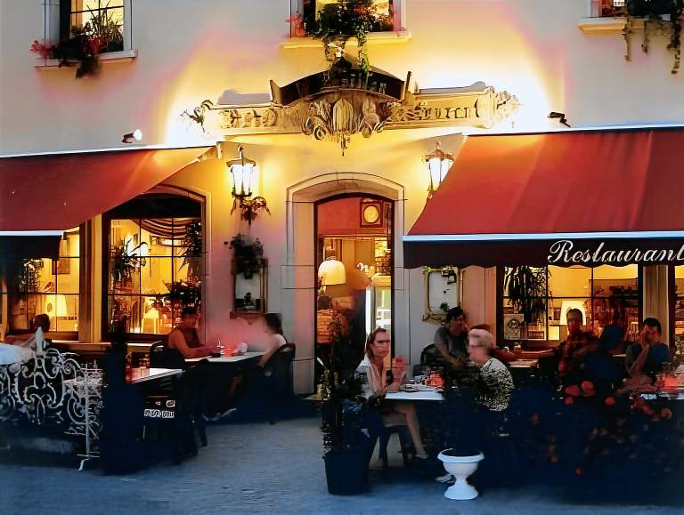 Le Pavillon