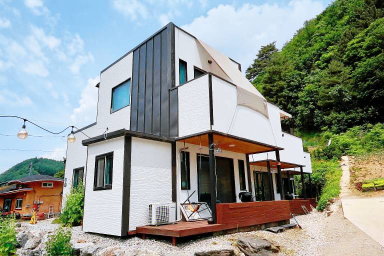 House  Gotoil-gil