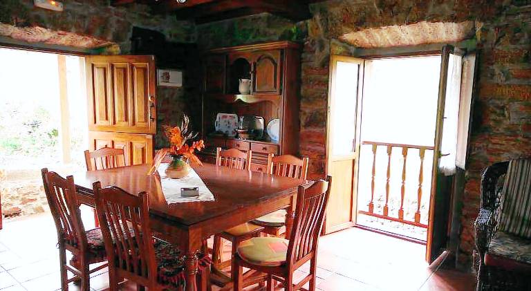 House with barbeque, yard & terrace — photo 4