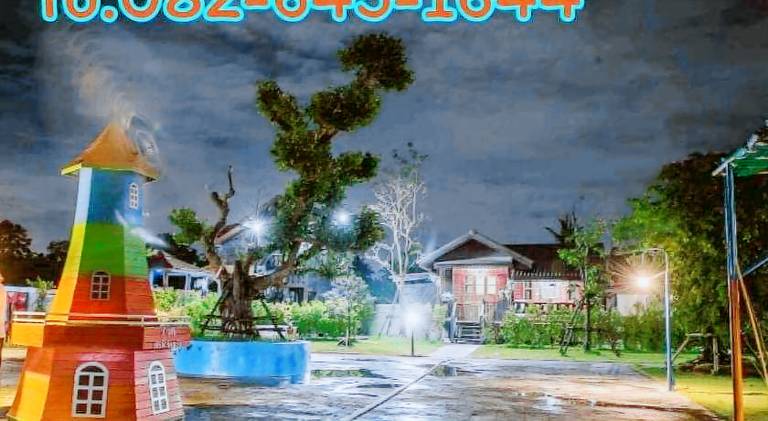 Vacation home with patio & yard in Phetchaburi