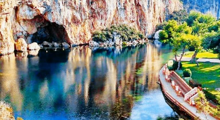 Rental apartment with 1 room for 4 persons in Vari-Voula-Vouliagmeni