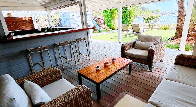 Villa with pool, yard & barbeque — photo 2