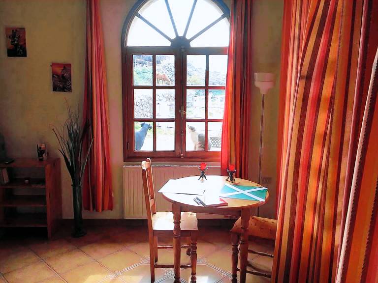 Apartment with pool, terrace & barbeque — photo 3