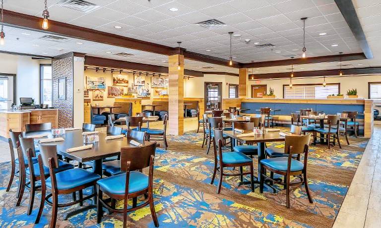 Holiday Inn Conference Center Marshfield By IHG — photo 5