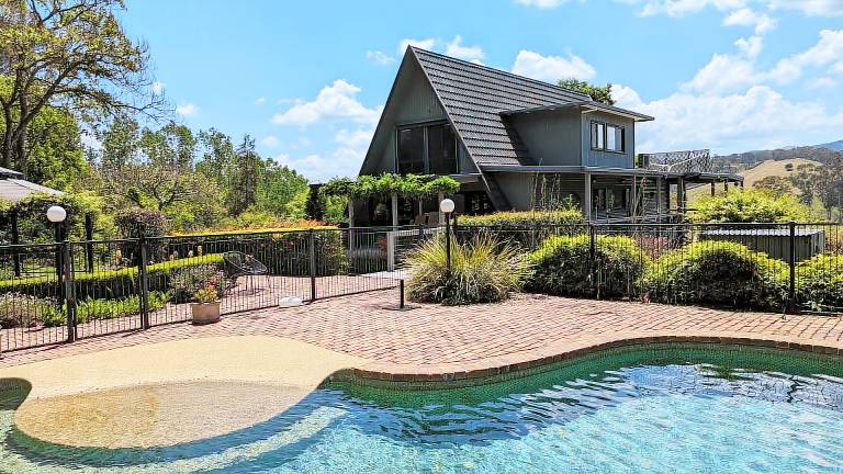 House Myrtleford