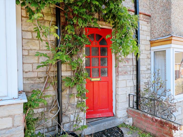 Cottage with garden | Beach view in Swanage