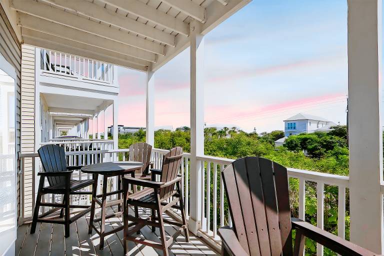30A 4BR Seabreeze Home w Pool & Beach Access & Bikes - Sleeps 16 — photo 2
