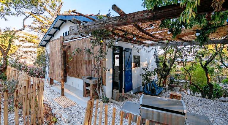 House with garden, patio & hot tub — photo 3