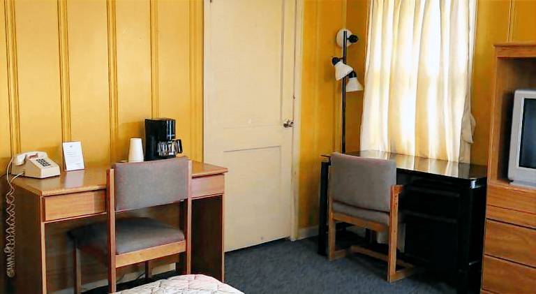 Coronado West Motel — photo 2