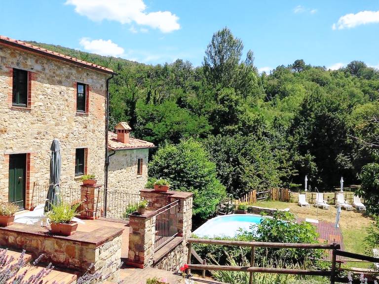 Casale Castelnuovo di Val di Cecina