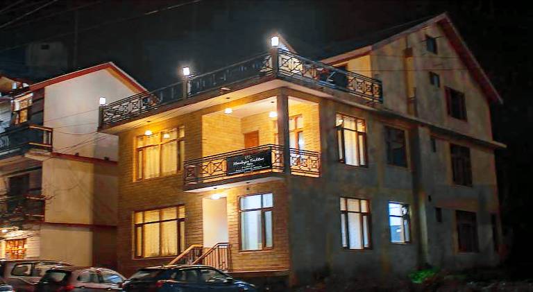Himalayan Tradition in Manali