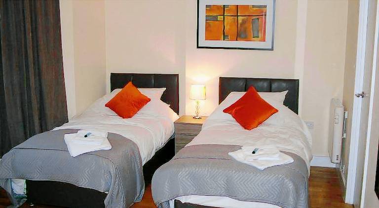 Apartment Newmarket