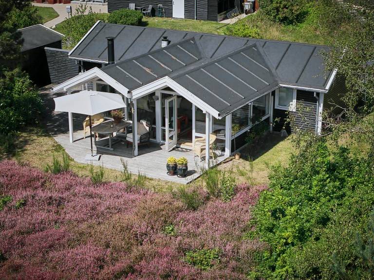 Holiday home on natural grounds with sea views in Ebeltoft