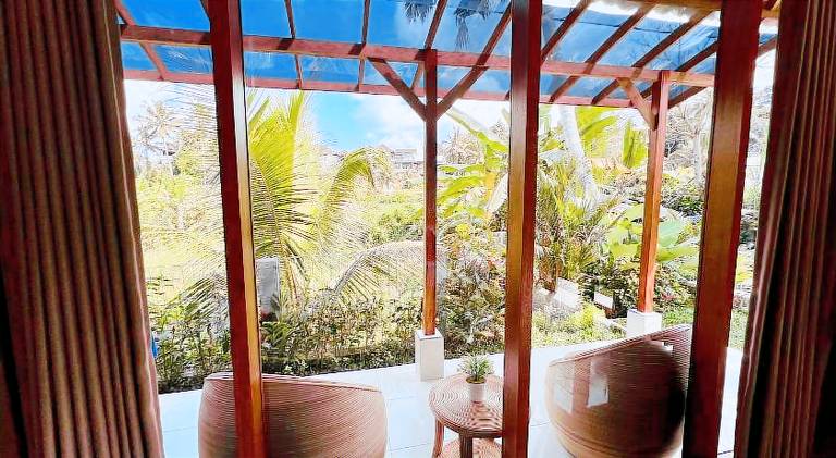 Villa with patio, private pool & yard — photo 5