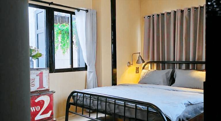 Vacation home | Next to Grand Palace | Pets allowed — photo 2