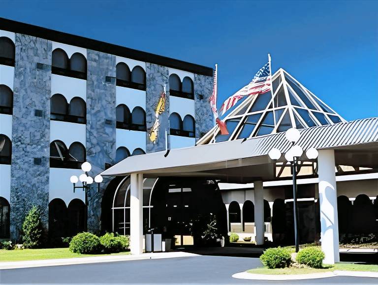 The Fredericton Inn