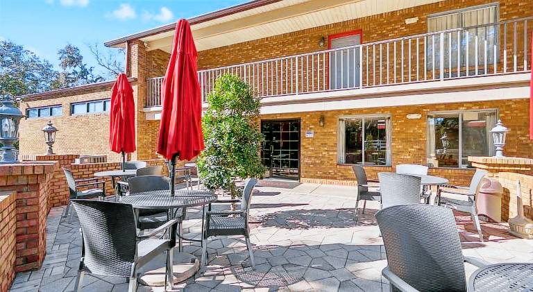 Ramada by Wyndham Temple Terrace/Tampa North — photo 5